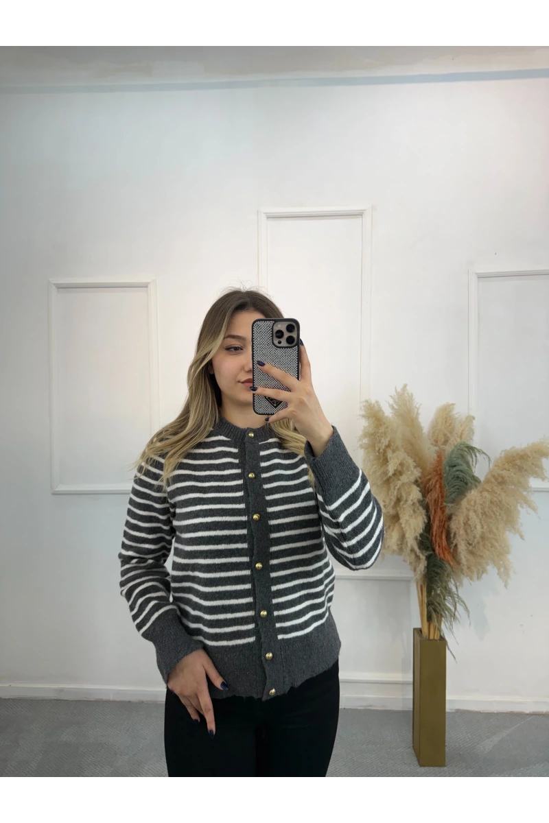Jillic İnce Çizgili Triko Hırka