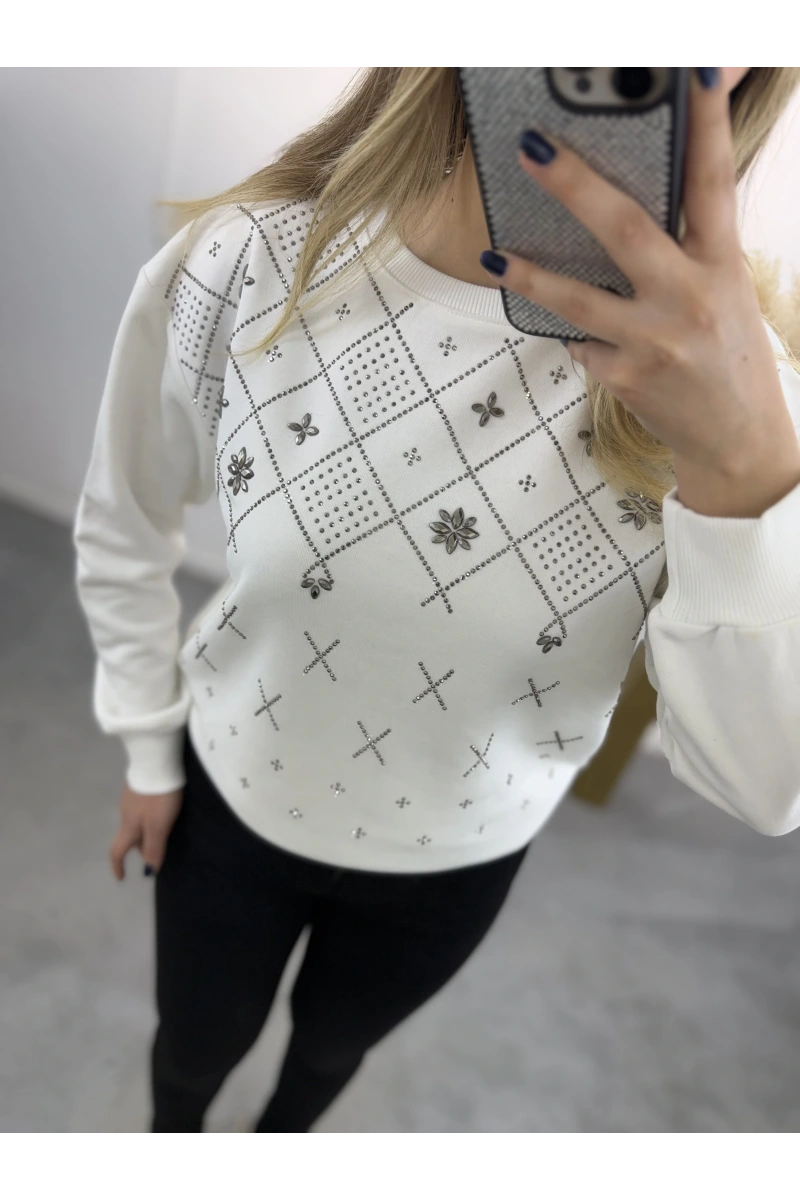 Klara Etnik Taş Detaylı Sweatshirt