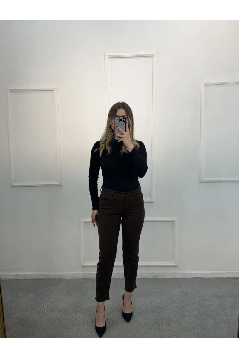 Profit Likralı Yan Leopar Taşlı Mom Jean