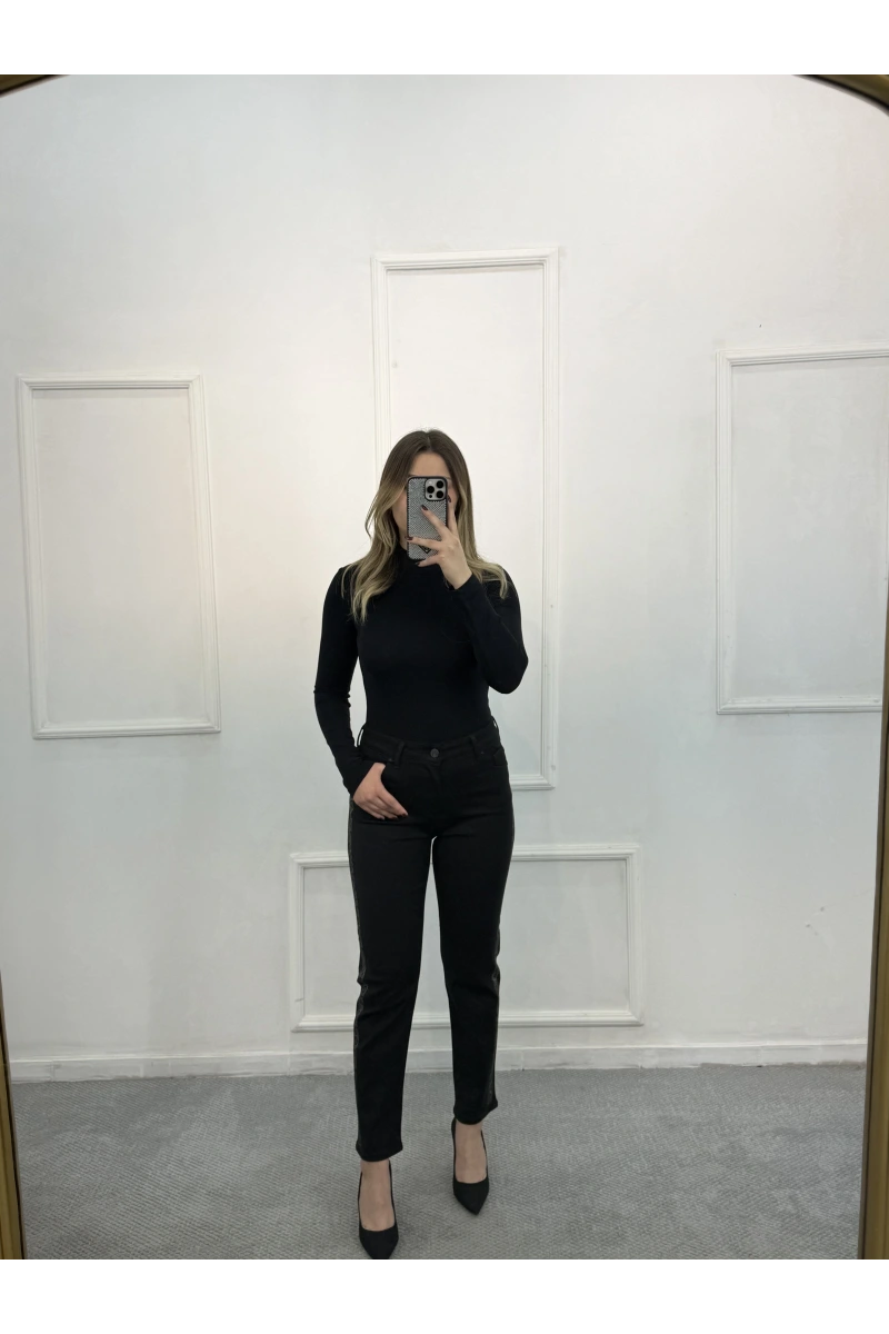 Profit Likralı Yan Leopar Taşlı Mom Jean