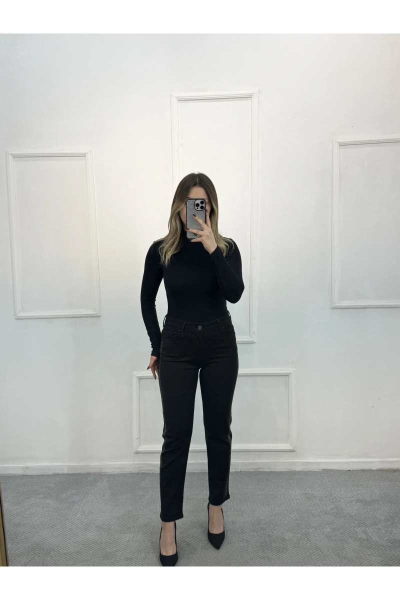 Profit Likralı Yan Leopar Taşlı Mom Jean
