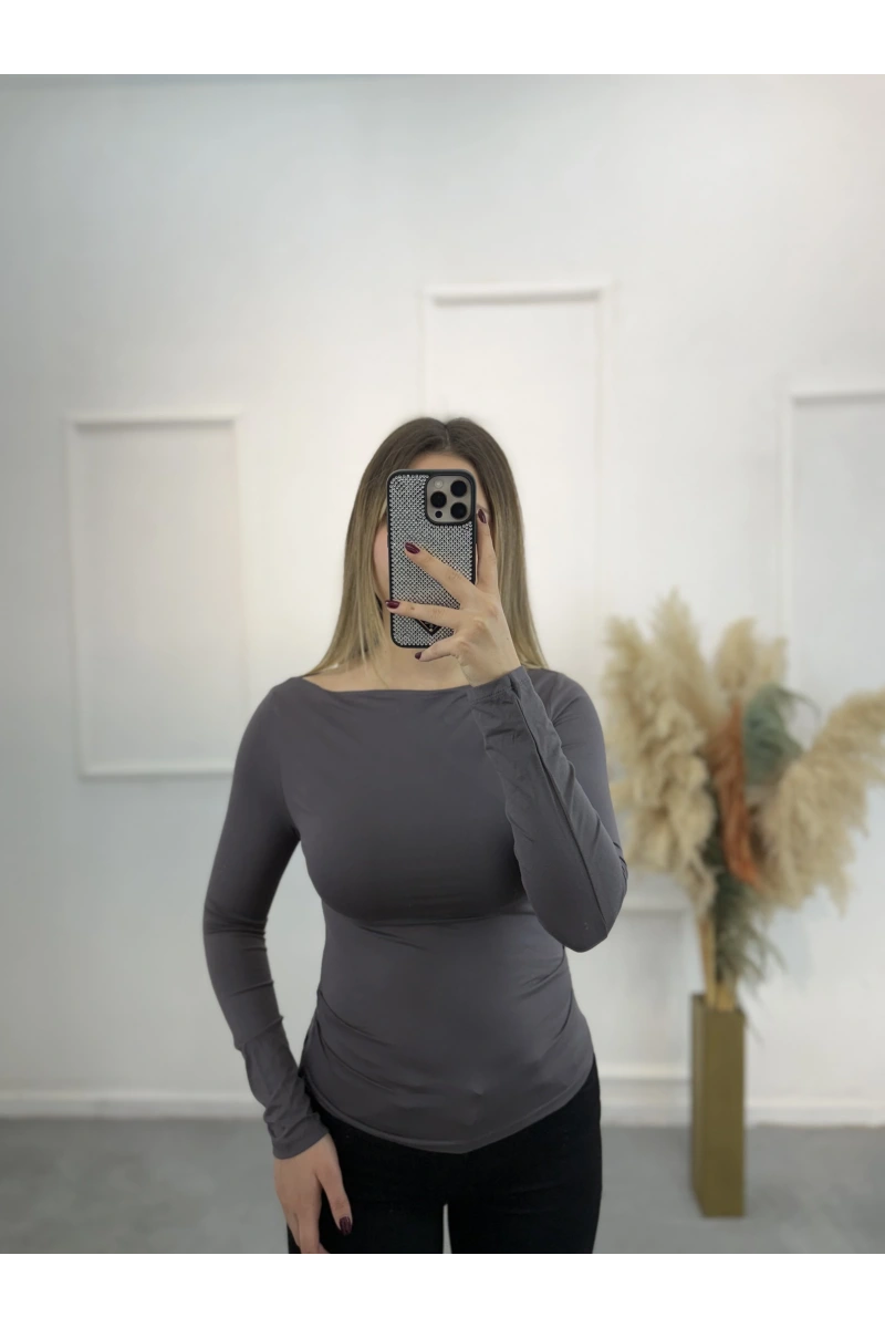 Pytor Degaje Yaka Yan Büzğülü Body
