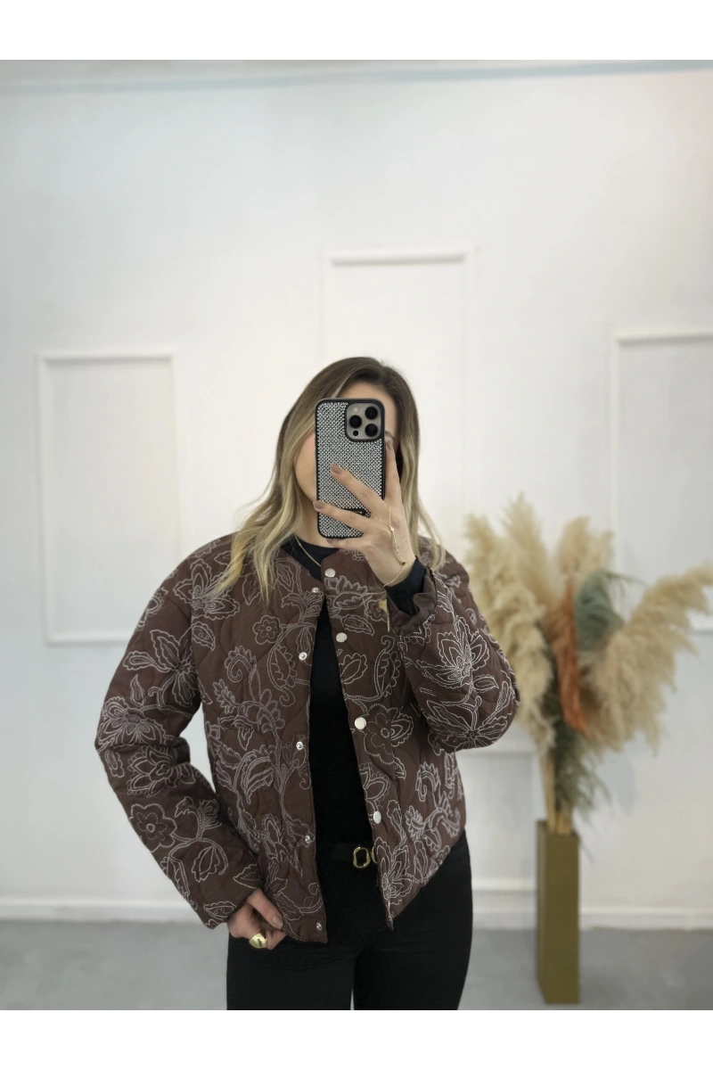 Selcoutg Nakış Desenli Mont