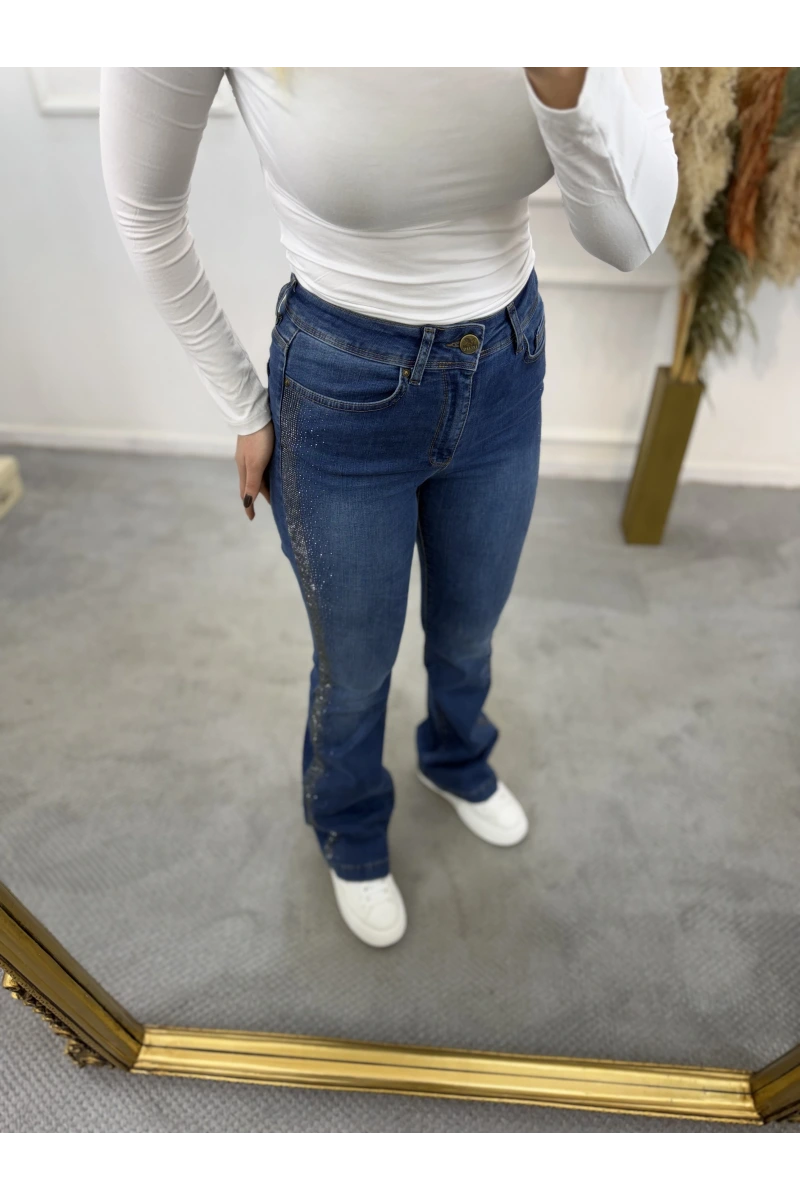 Serra Şerit Taş İspanyol Jean