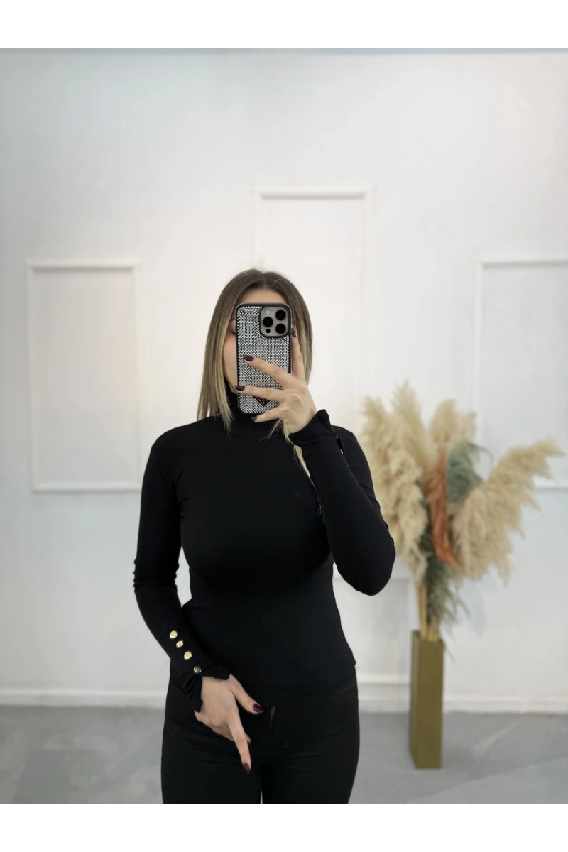 Silove Kol Düğme Detaylı Bluz