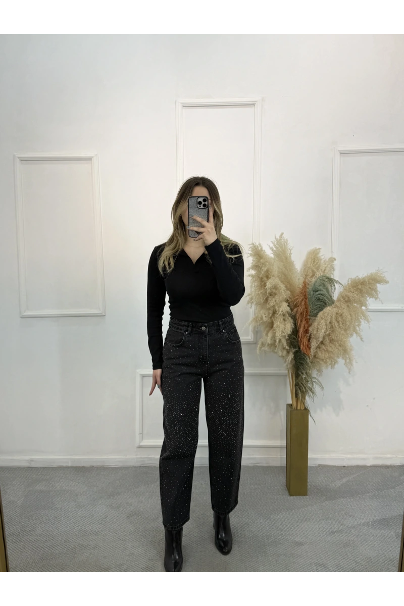 Skater Taşlı Likrasız Mom Jean