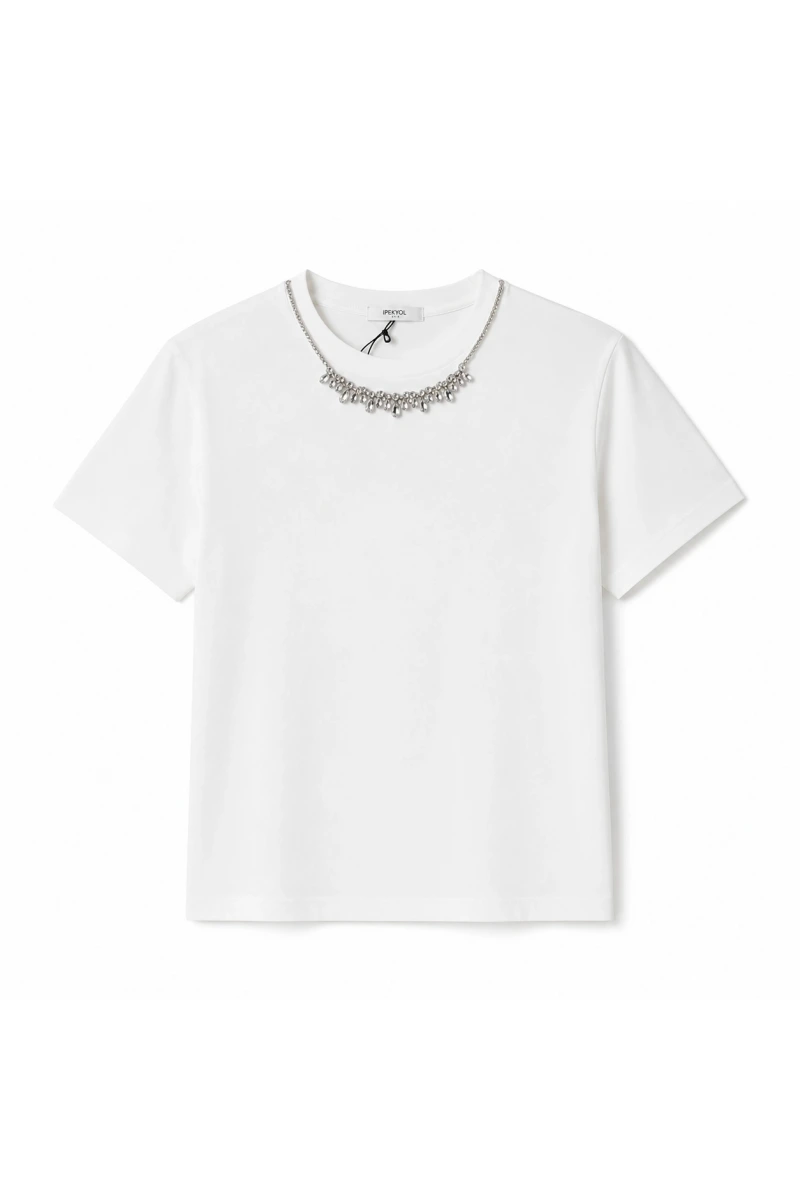 Yakası Taşlı T-Shirt