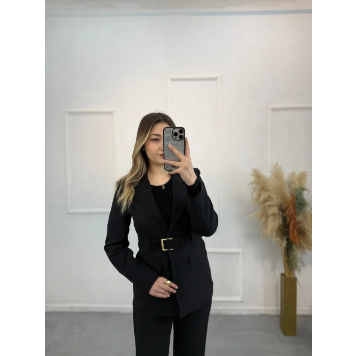 Eldrıtch Kemer Detaylı Blazer İkili Takım