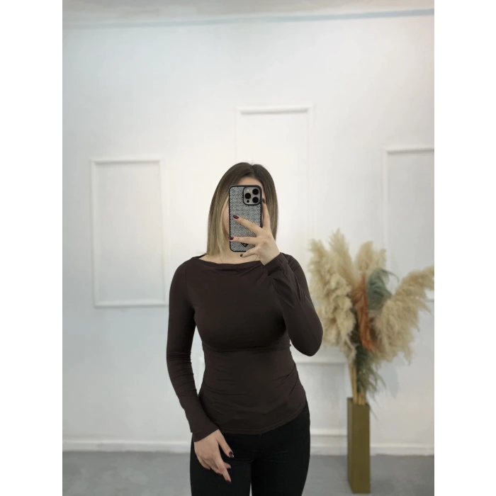 Pytor Degaje Yaka Yan Büzğülü Body