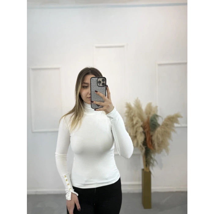 Silove Kol Düğme Detaylı Bluz