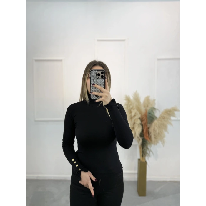 Silove Kol Düğme Detaylı Bluz