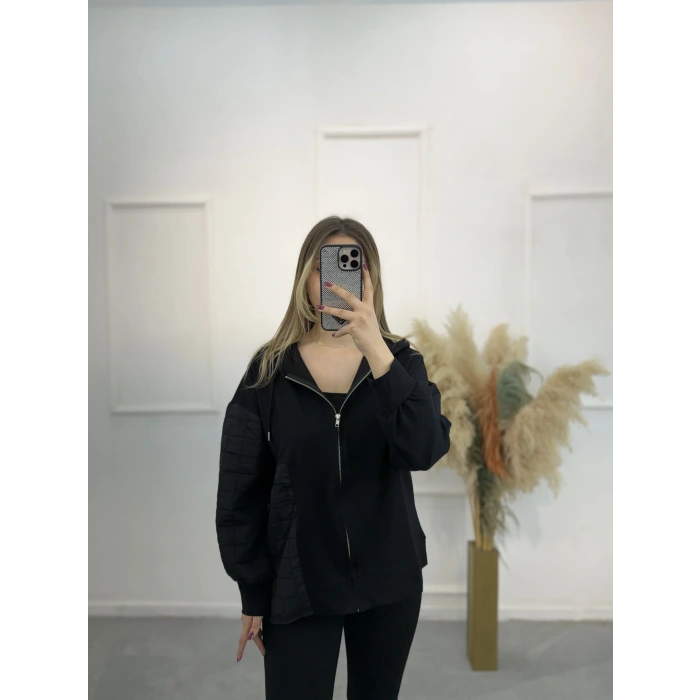 Kapitone Detaylı Kapişonlu Ceket