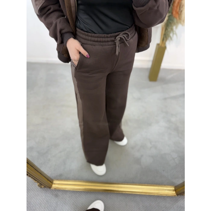 View Triko Garnili İkili Takım