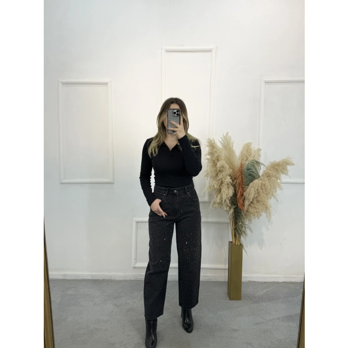 Skater Taşlı Likrasız Mom Jean