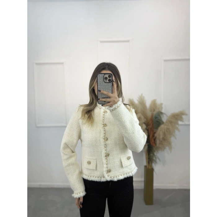 Sim Ve Püskül Detaylı Ceket