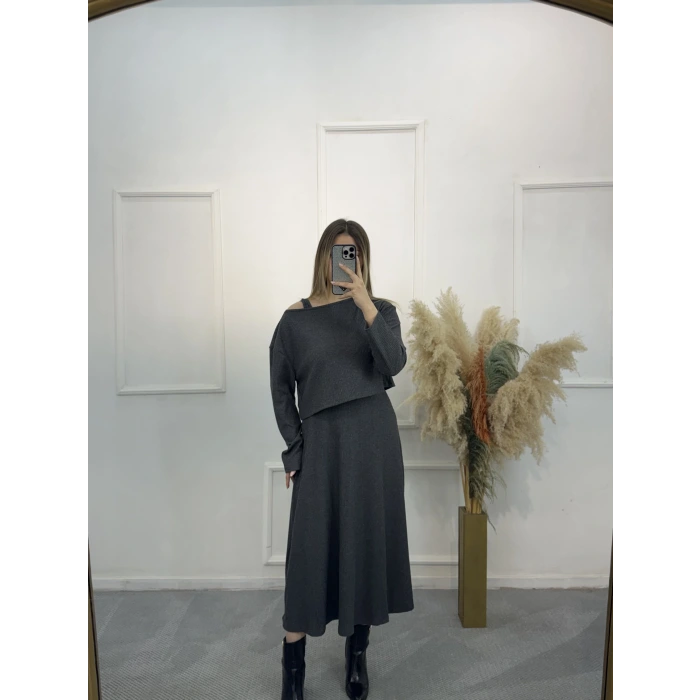 Ceri Kloş Örme Elbise