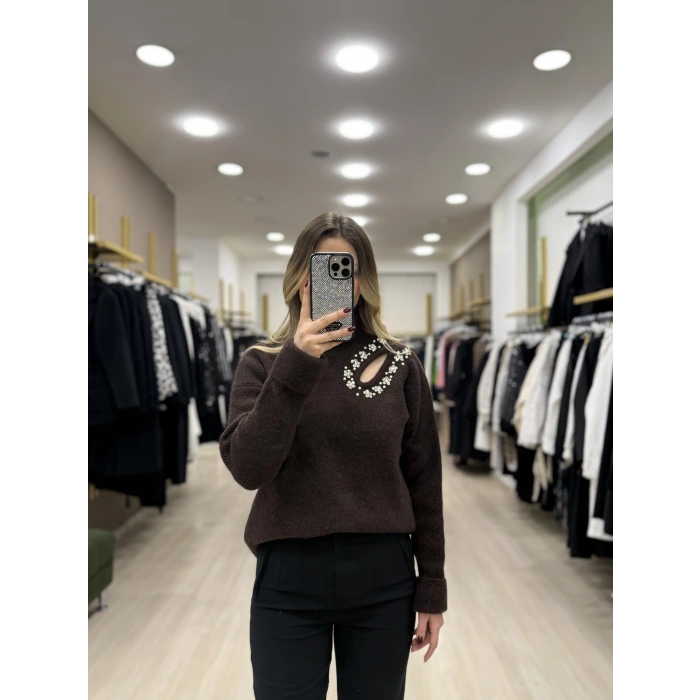 Zeni Omuzu Taş Detaylı Kazak