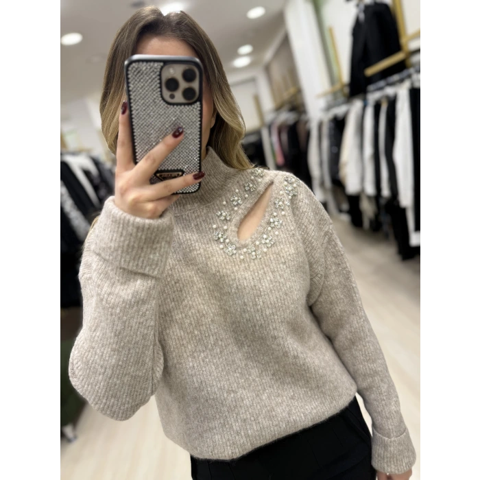 Zeni Omuzu Taş Detaylı Kazak