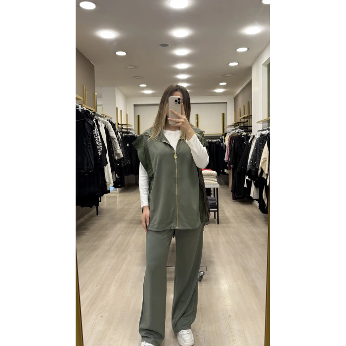 Vure Garni Detaylı Yelekli İkili Takım