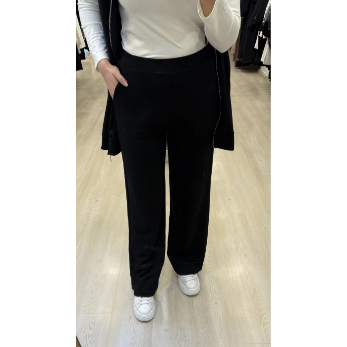 Triko Garnili Yelekli İkili Takım