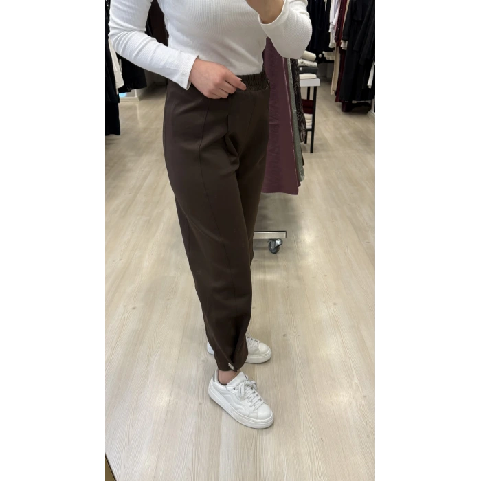 Scuba Ayak Ucu Broşlu Pantolon