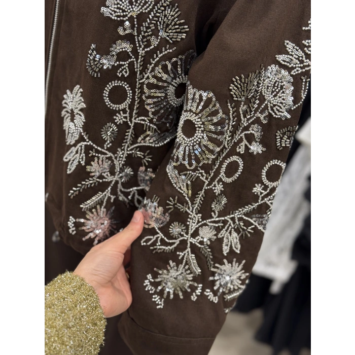 Noz Nakış İşlemeli Fermuarlı Tasarım Ceket