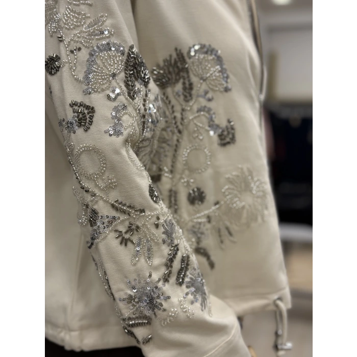 Noz Nakış İşlemeli Fermuarlı Tasarım Ceket