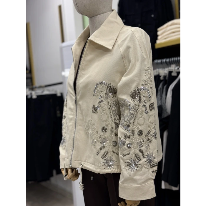 Noz Nakış İşlemeli Fermuarlı Tasarım Ceket