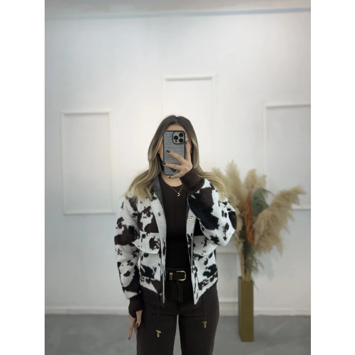 Angora Desenli Kapişonlu Çıtçıt Hırka