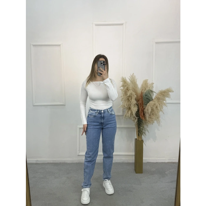 Armedan Orj. Marka Boru Paça Likrasız Jean