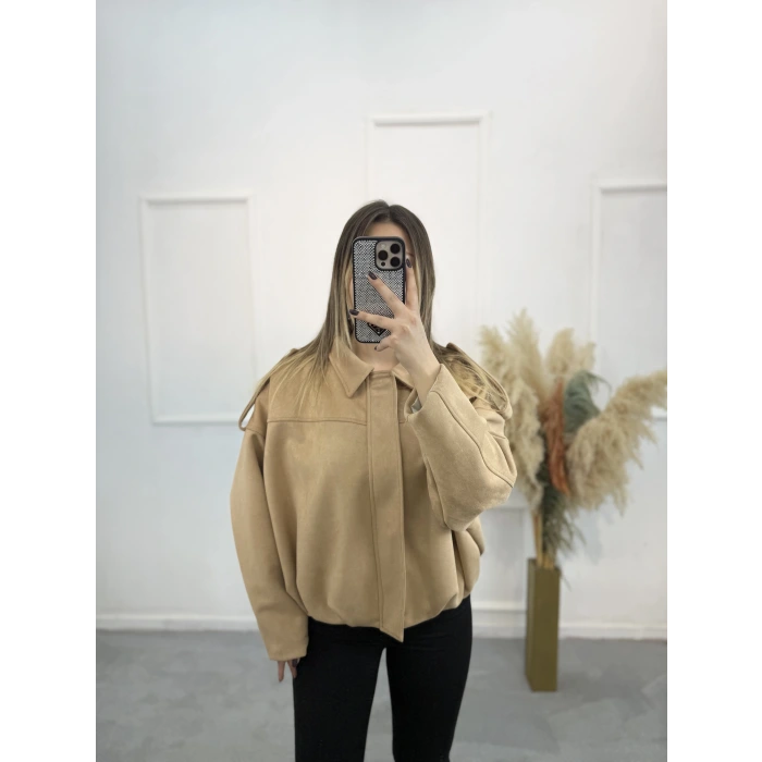 Bekzi Pileli Süet Mont