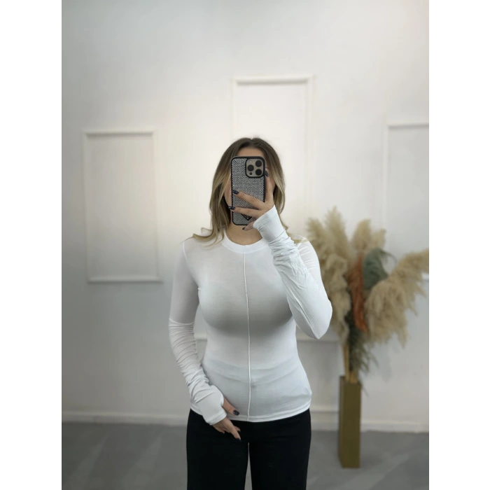 Bus Ön Çımalı Parmak Detaylı Bluz