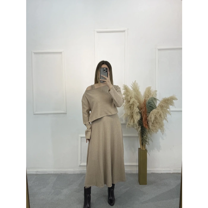 Ceri Kloş Örme Elbise