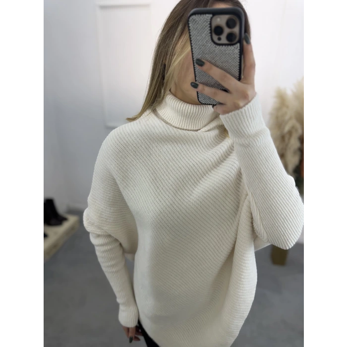 Noir Boğazlı Kazak