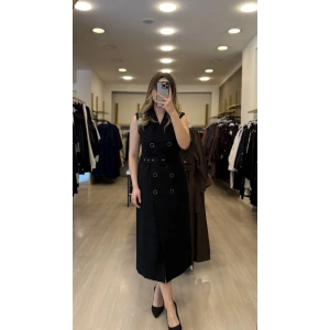 Düğme Kemer Detaylı Elbise