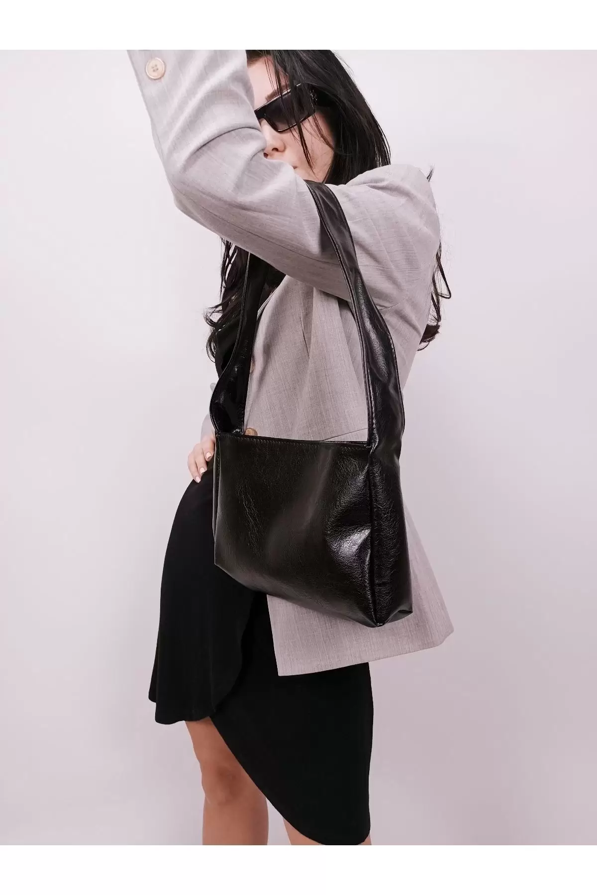 Auro Black Patent Leather Trend Womens Shoulder Bag