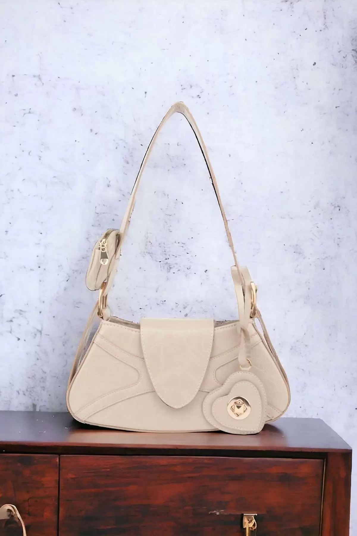 Love Krem Kalp Detaylı Cüzdanlı Baget EL Ve Omuz Çantası