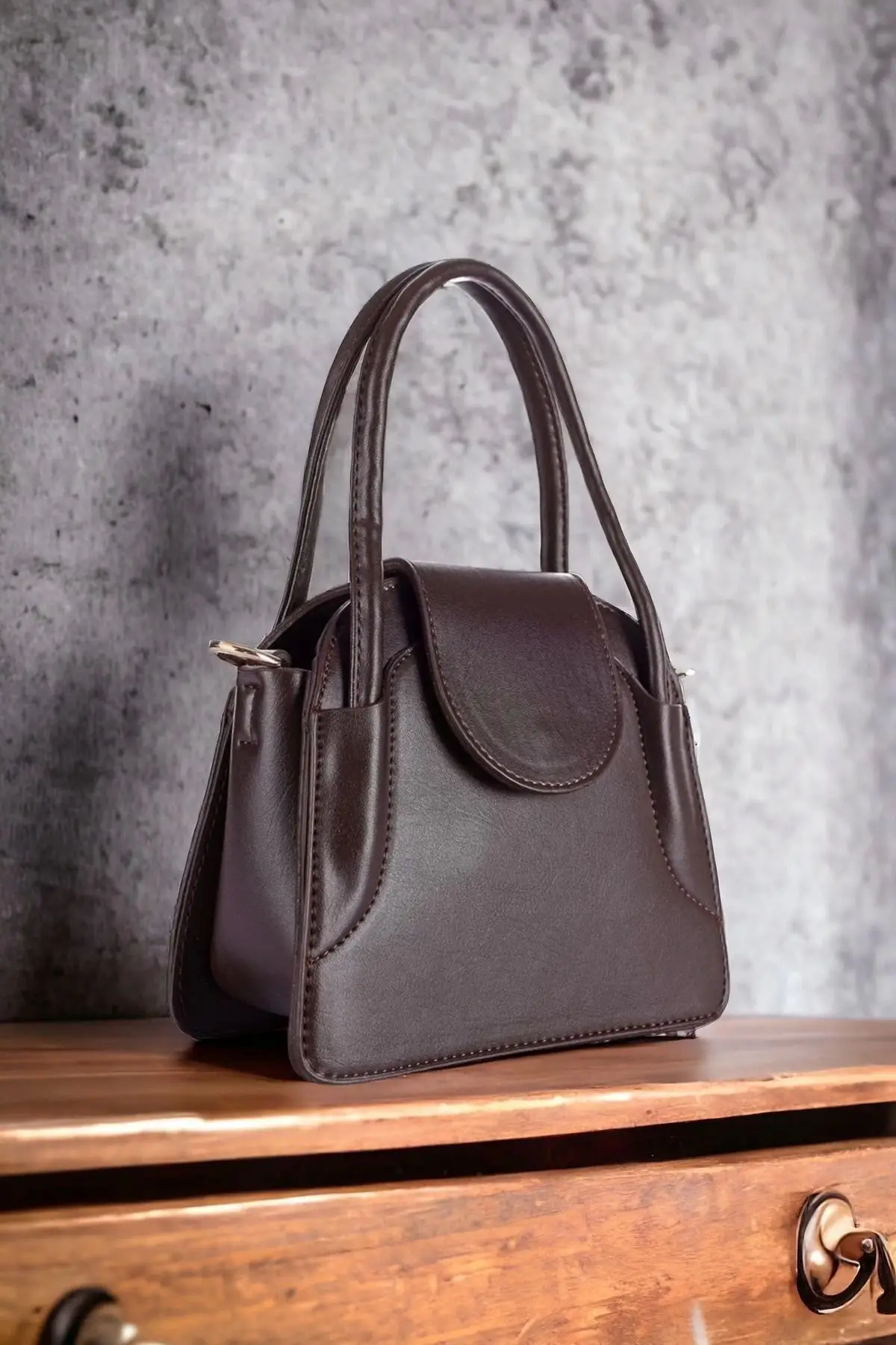 Adler Acı Kahve Kapaklı Mini Kadın El Ve Omuz Çantası