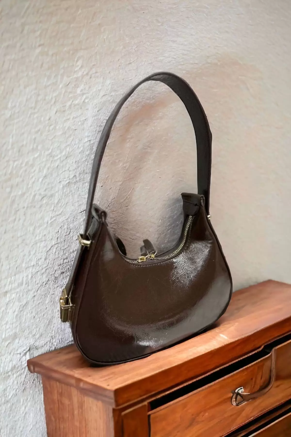 Davina Bitter Brown Matte Patent Leather Lock Strap Baguette Womens Shoulder Bag