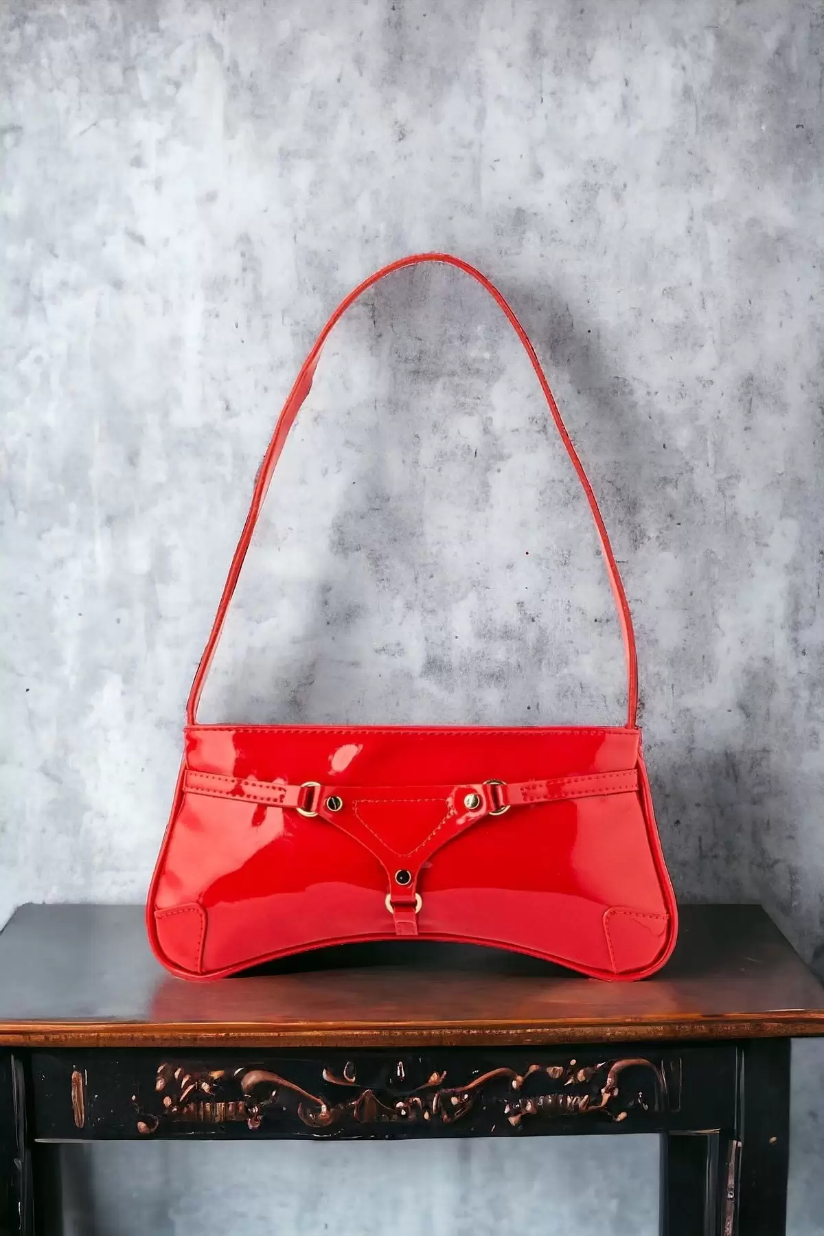 Samuel Red Baguette Womens Shoulder Bag with Triangle Detail Accessories