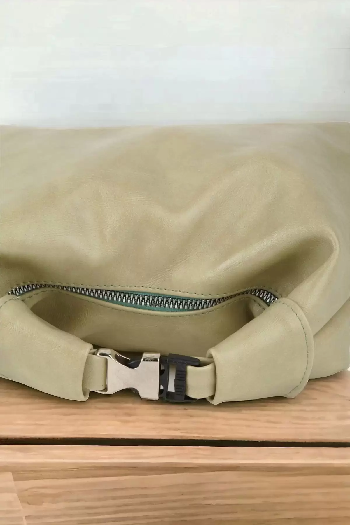 Angel Pistachio Green Design Womens Handbag and Shoulder Bag with Lock Accessory