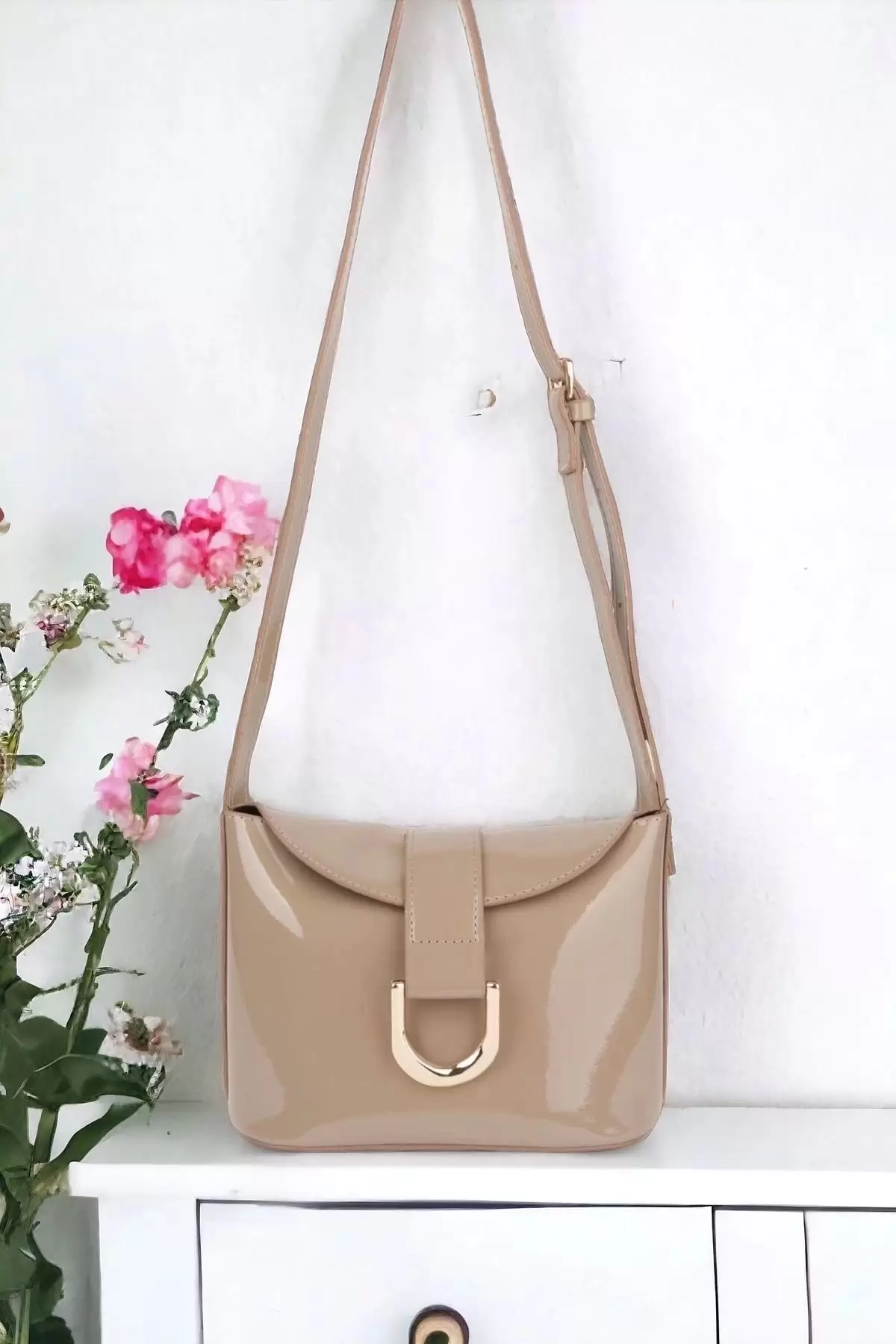 Amy Mink Patent Leather Box Shape Womens Shoulder Bag with Buckle Accessories