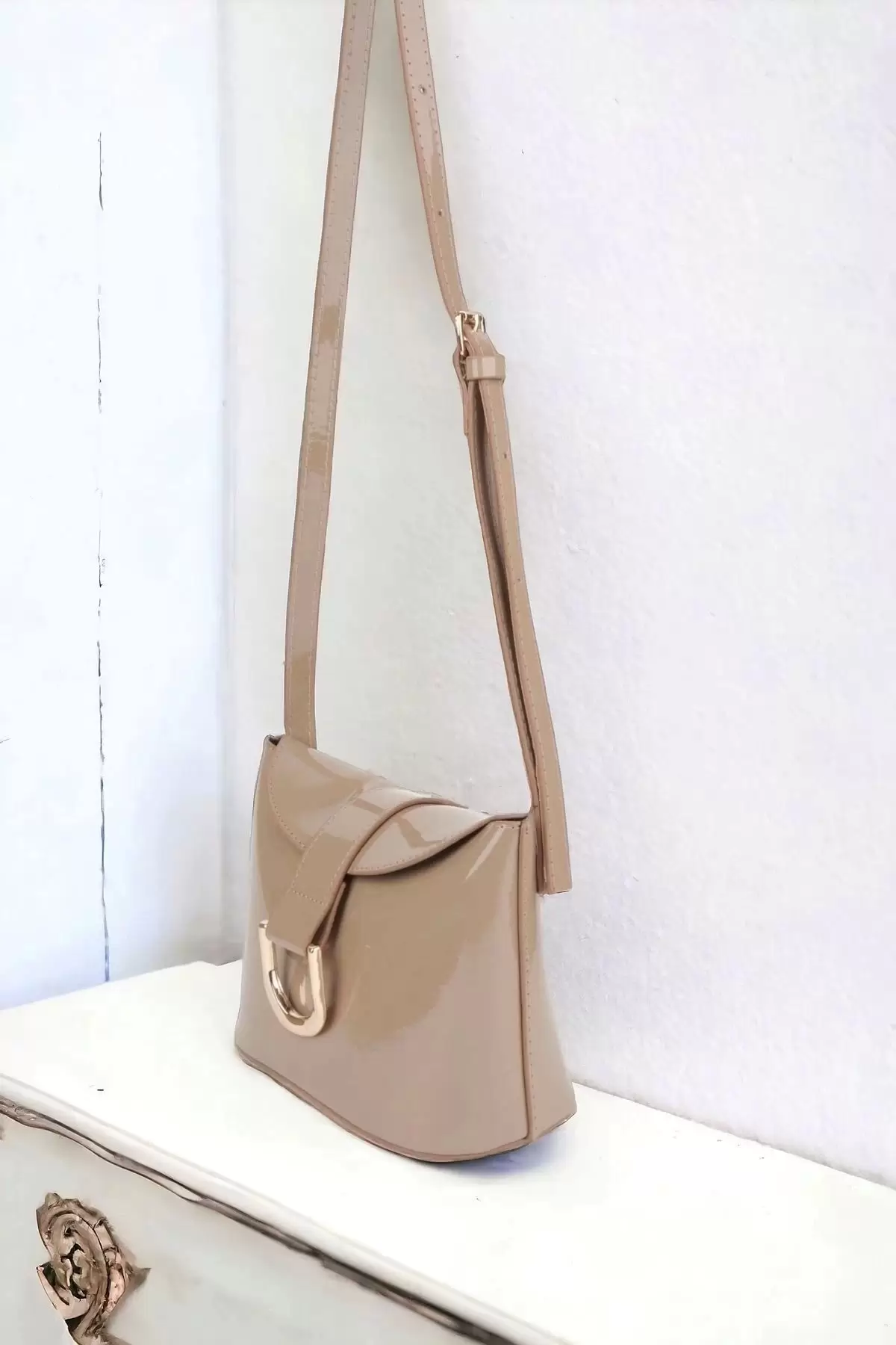 Amy Mink Patent Leather Box Shape Womens Shoulder Bag with Buckle Accessories