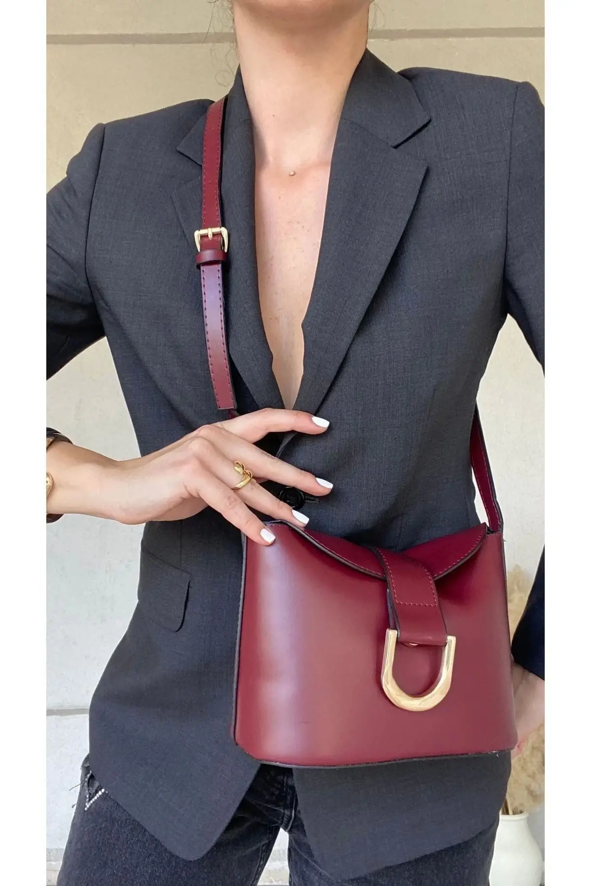 Amy Claret Red Box Form Womens Shoulder Bag with Buckle Accessories