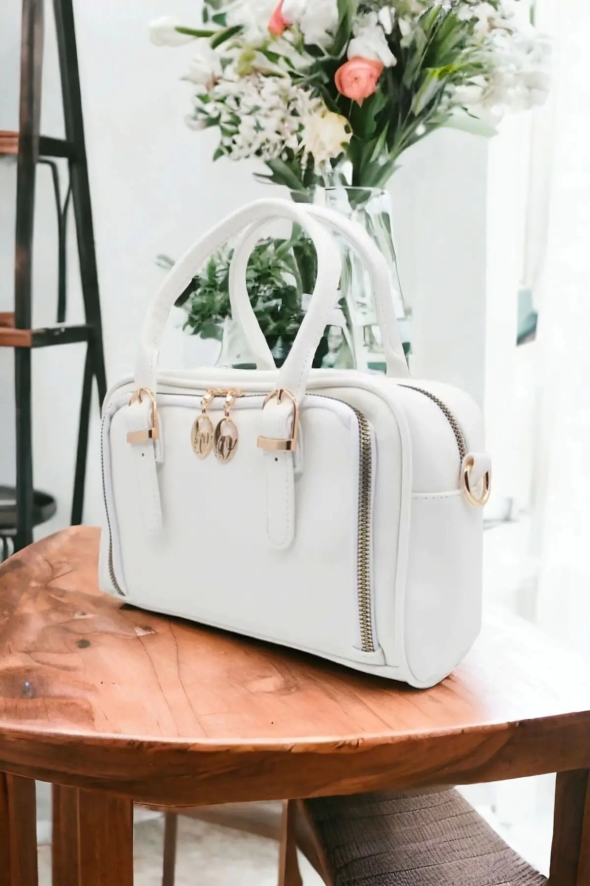 Lovina White Trendy Womens Shoulder Bag with Double Zipper Eyes