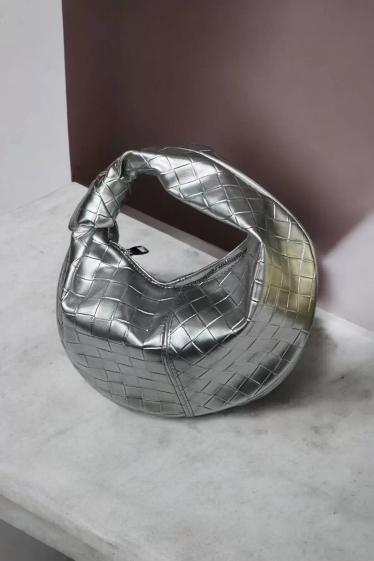Helen Silver Knotted Knitted Pattern Womens Handbag