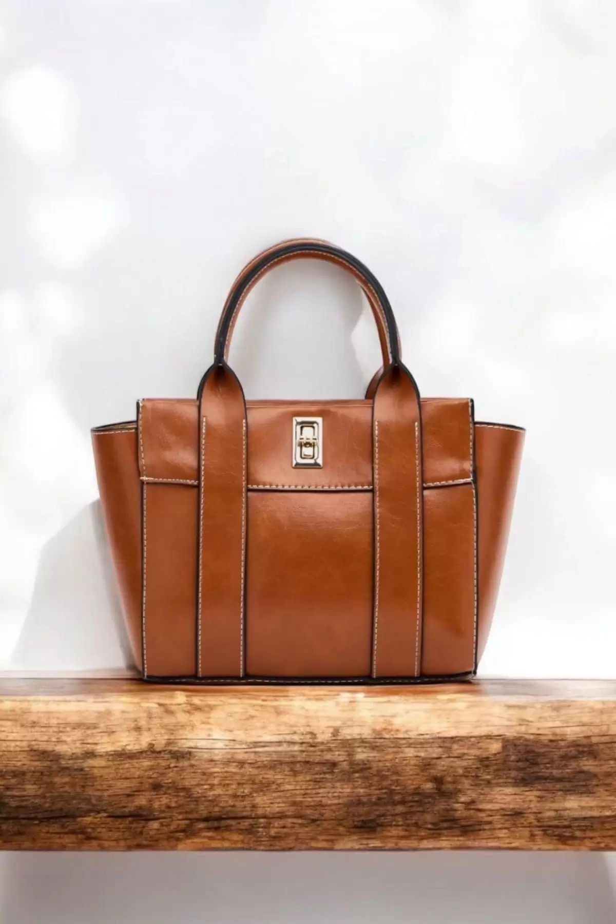 Beirut Tan Lockable Model Womens Shoulder Bag