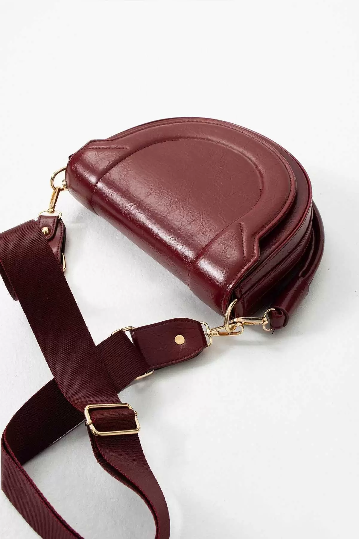 Medusa Bordo Kontrast Dikişli Kolon Askılı Kadın Omuz Çantası