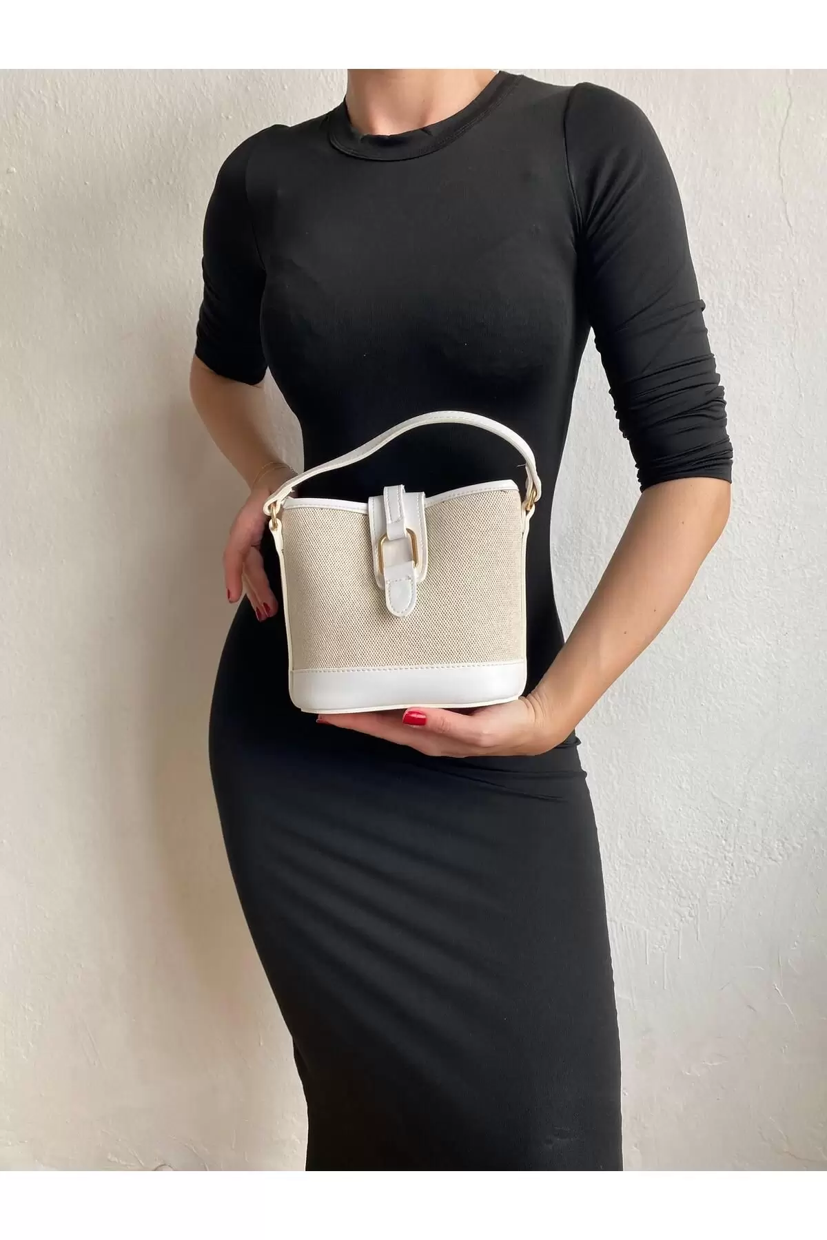 Alin Keten Beyaz Kontrast Kova Model Kadın Omuz Çantası
