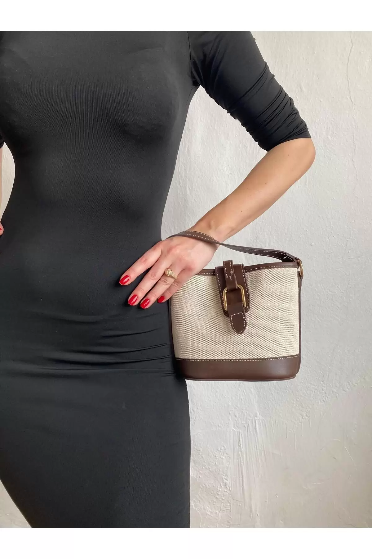 Alin Keten Kahve Kontrast Kova Model Kadın Omuz Çantası